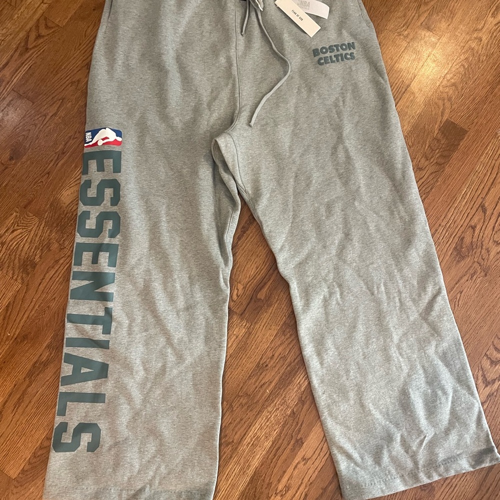 NWT-Fear of God Gray Essentials Sweatpants